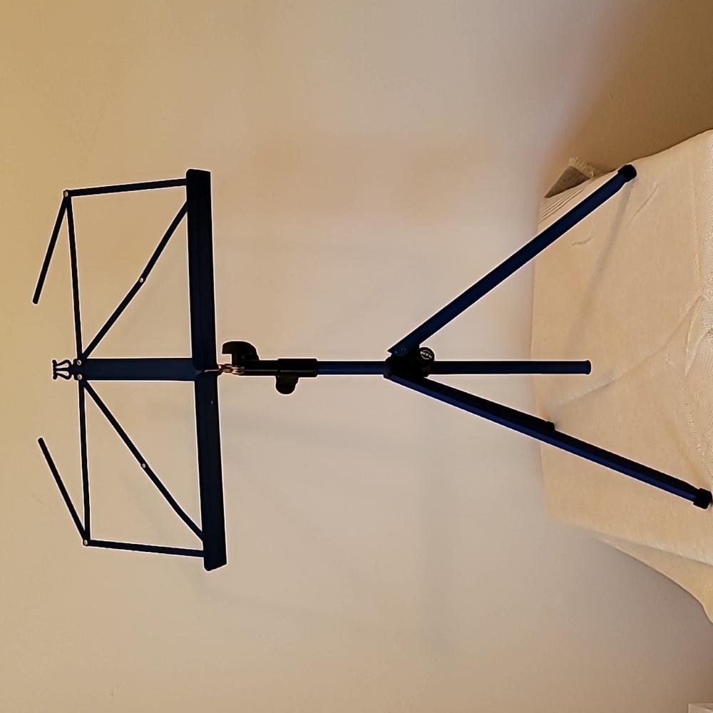 K&M‎ Music Stand - blue